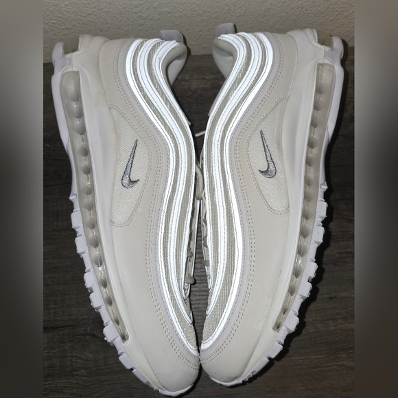 Men's Nike Air Max 97 Casual Shoes - Picture 3 of 6